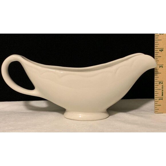 Vintage Homer Laughlin Gravy Boat Eggshell Sauce Boat Embossed Serving Handle - Picture 10 of 12